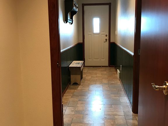 garage/side entrance mudroom