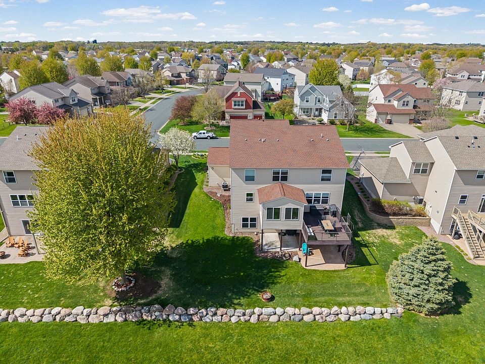 1st image of 2061 Winterberry Ln