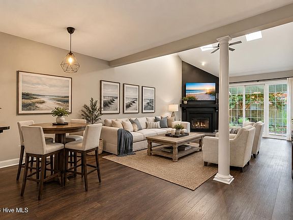 4th image of 233 Racine Drive Unit 47