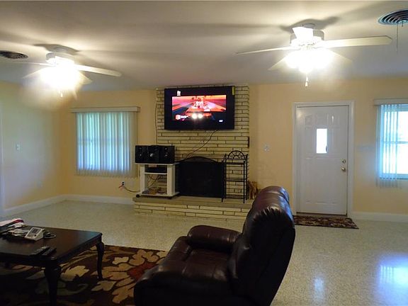 2nd image of 6309 N Amaryllis Dr