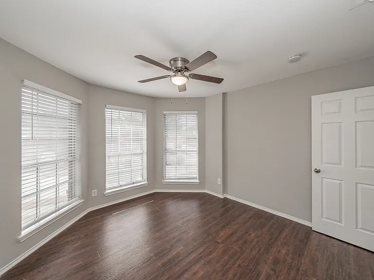 1217 Katy Dr — Photo 26