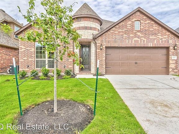 2nd image of 1305 Mustang Brook Ln