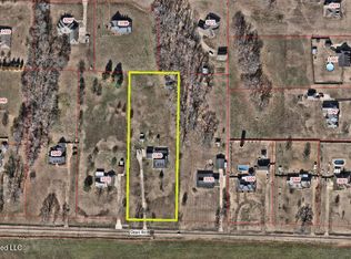 3180 Dean Rd, Nesbit, MS 38651
