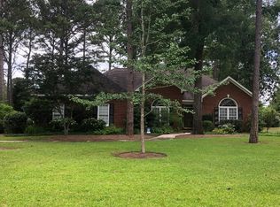 2310 Golfcourse Dr, Albany, GA 31721