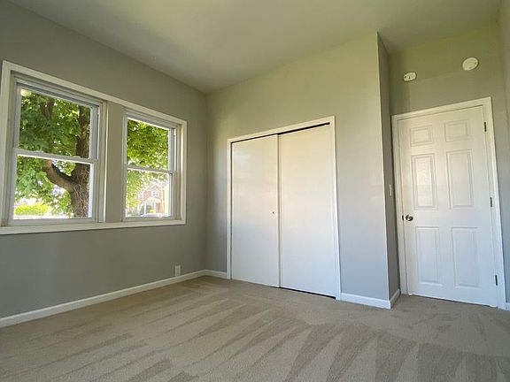 5th image of 900-902 Church Ln #900