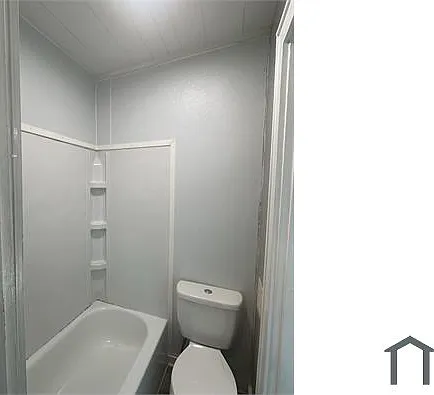 1508 E Main St — Photo 8