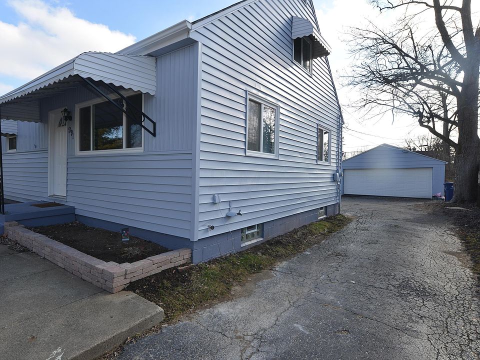 1st image of 991 Republic Ave