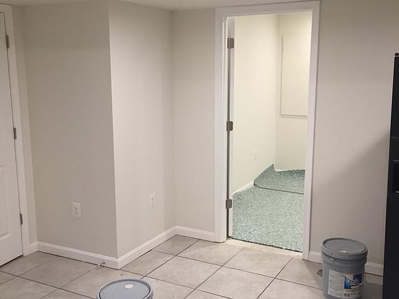 3rd image of 4100 Bennett Dr