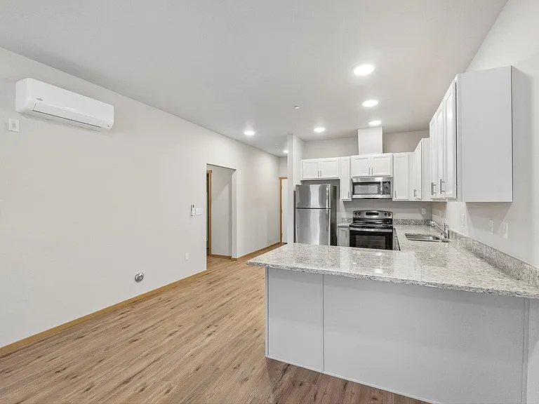 Ridgeline Apartments — Photo 26
