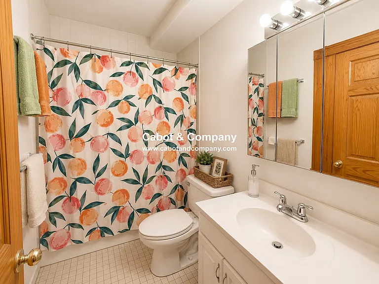 2 Mead St #1 — Photo 6