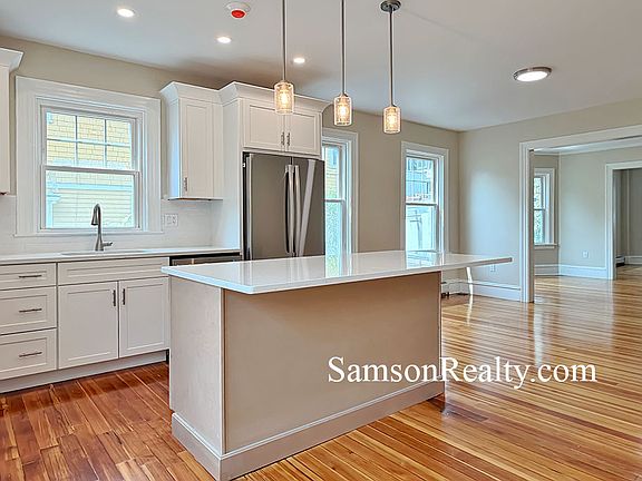 4th image of 455 Morris Ave #1
