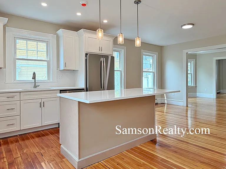 455 Morris Ave #1 — Photo 4