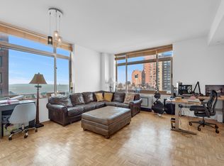 250 S End Ave APT 17F, New York, NY 10280