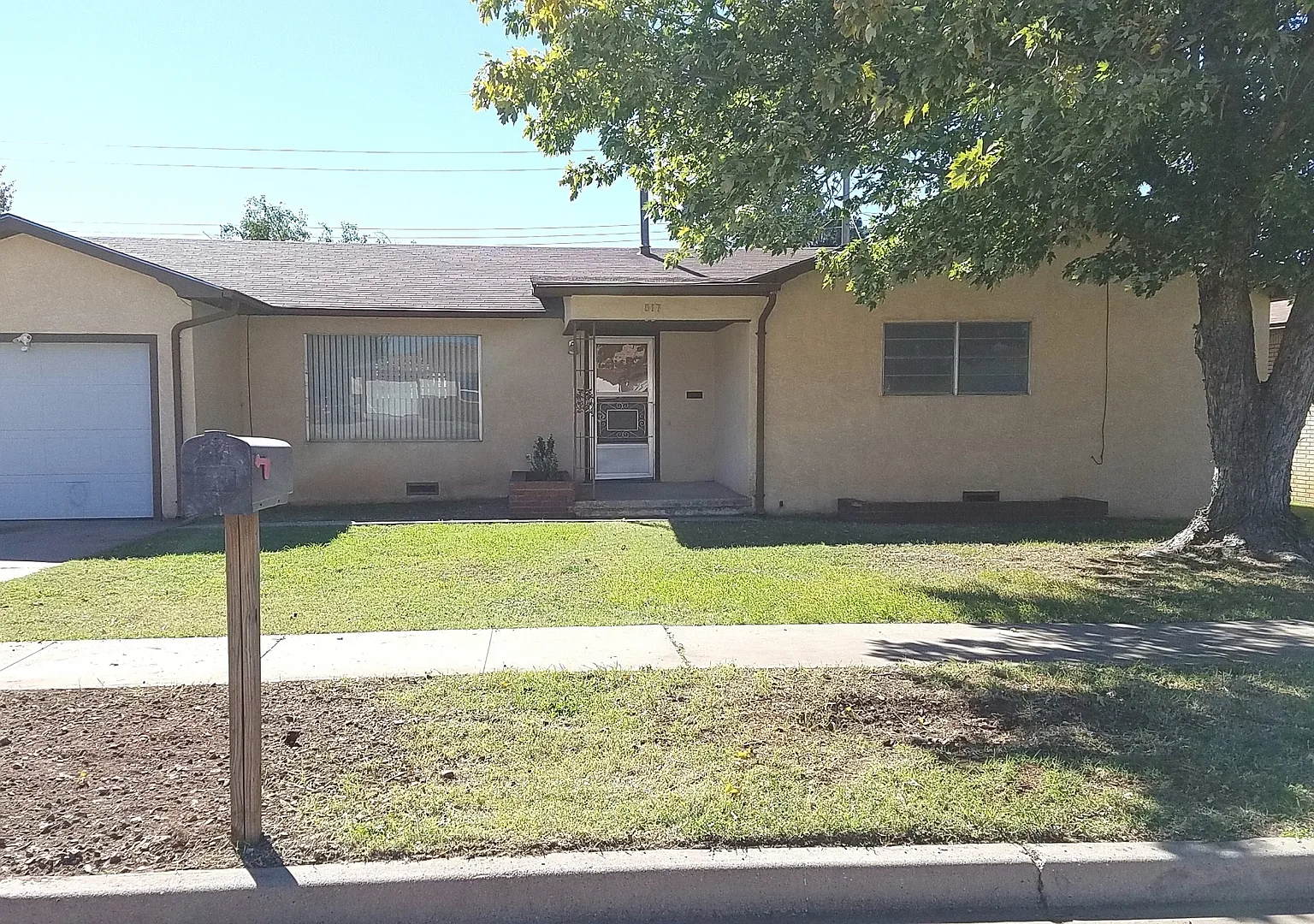 Two Bedroom Home- Lots Of Space — Photo 1