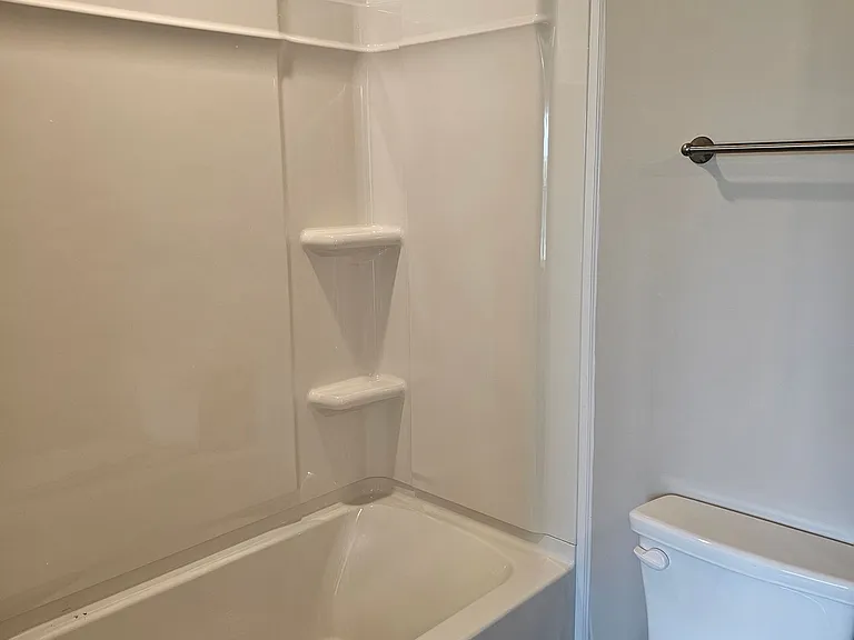 134 Walnut St #A — Photo 2