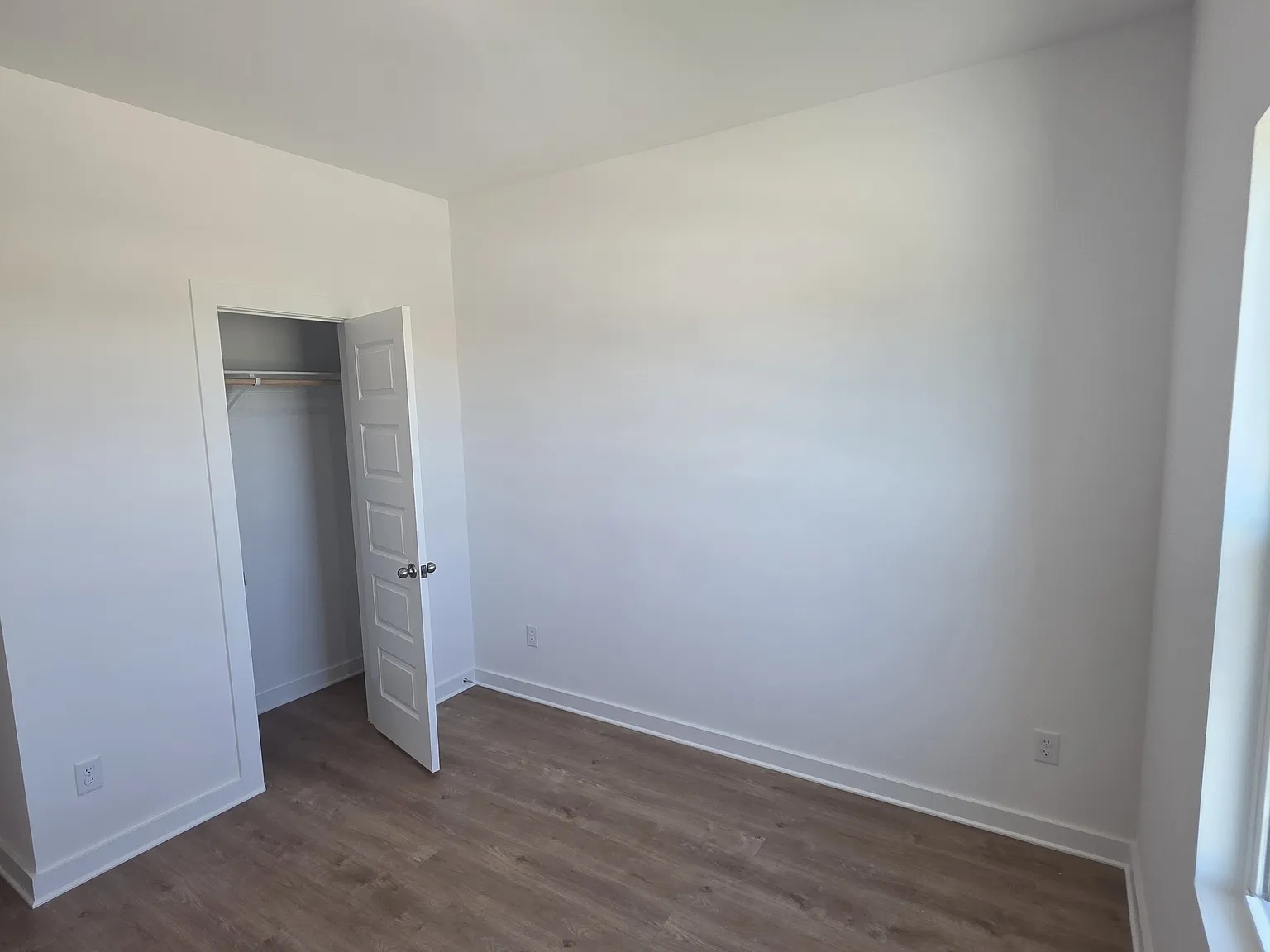 4 bed, 2313 sqft, $2,800 — Photo 1