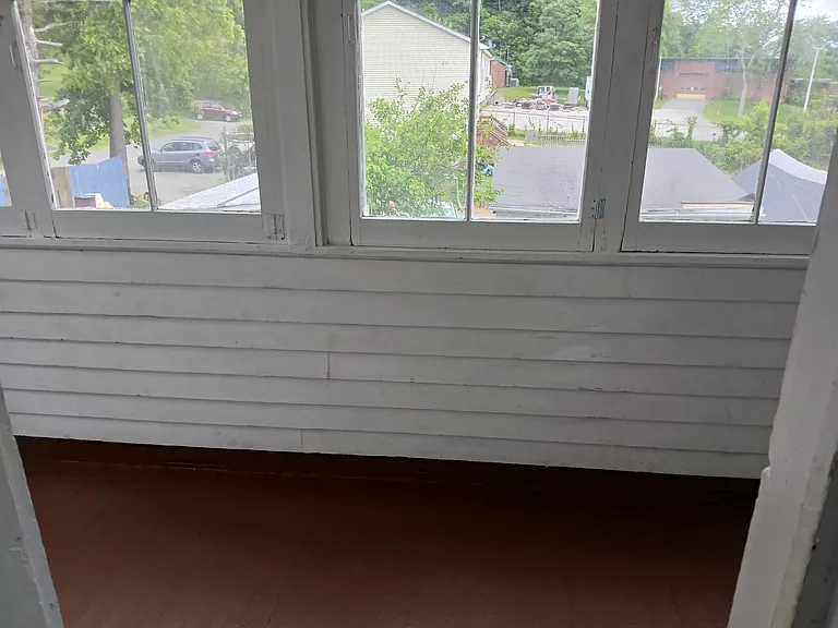 139 N Clinton St #2 — Photo 24