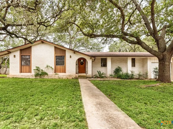 517 Oakwood Blvd, New Braunfels, TX 78130