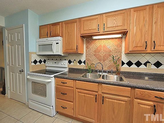 2nd image of 1505 Kendall Dr #0