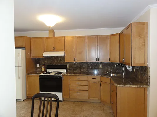 Rented by Peregrine Realty Group LLC | media 4