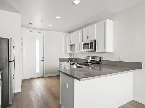 Stonecreek Apartments