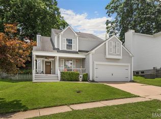 930 Hanna Valley Estates Dr, Ballwin, MO 63021