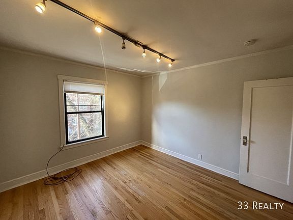 4th image of 3249 N Damen Ave #2S