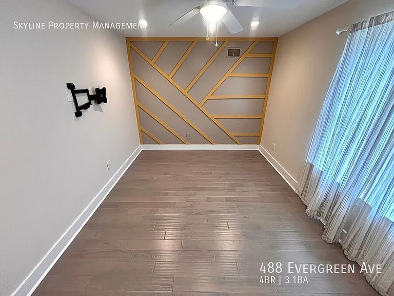 488 Evergreen Ave — Photo 19