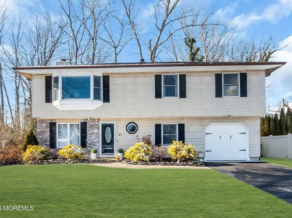 21 Cliffwood Drive, Neptune Township, NJ 07753