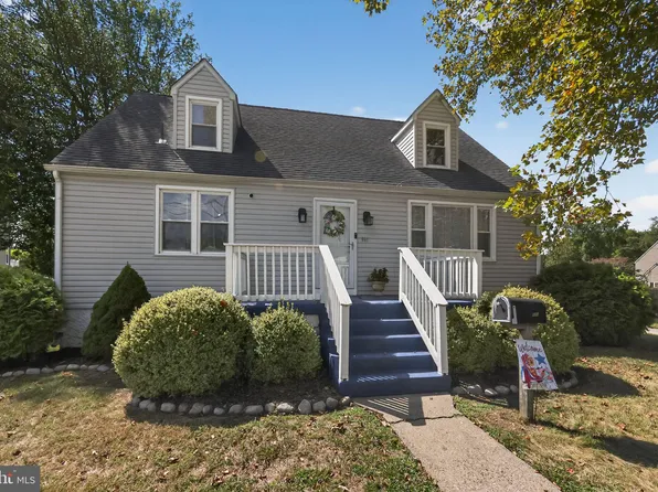 851 Station Ave, Mount Ephraim, NJ 08059