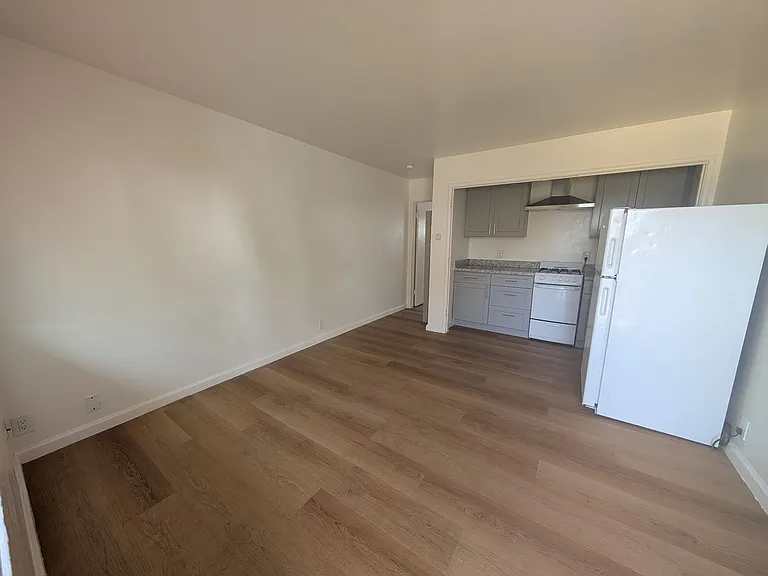 1213 San Pablo Ave #204 — Photo 3
