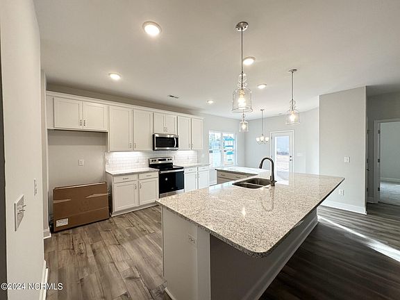 5th image of 8005 Woodoats Court