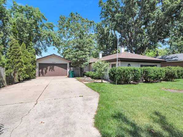324 W Harrison Rd, Lombard, IL 60148