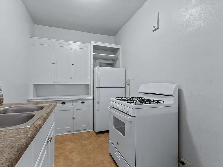 2219 Garfield Ave Apartments | Origen Living — Photo 20