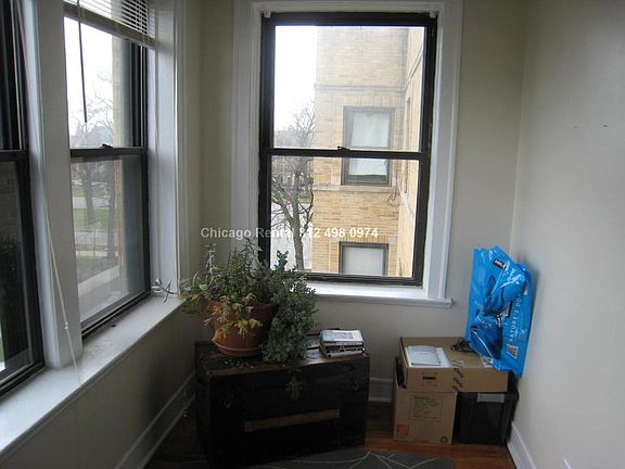 4th image of 2950 W Wabansia Ave APT 3
