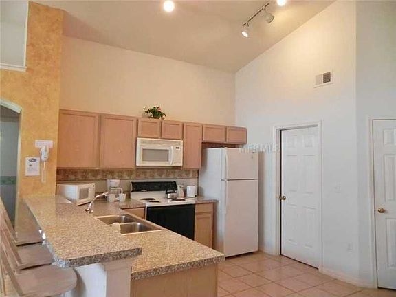 5th image of 7959 Golden Pond Ct