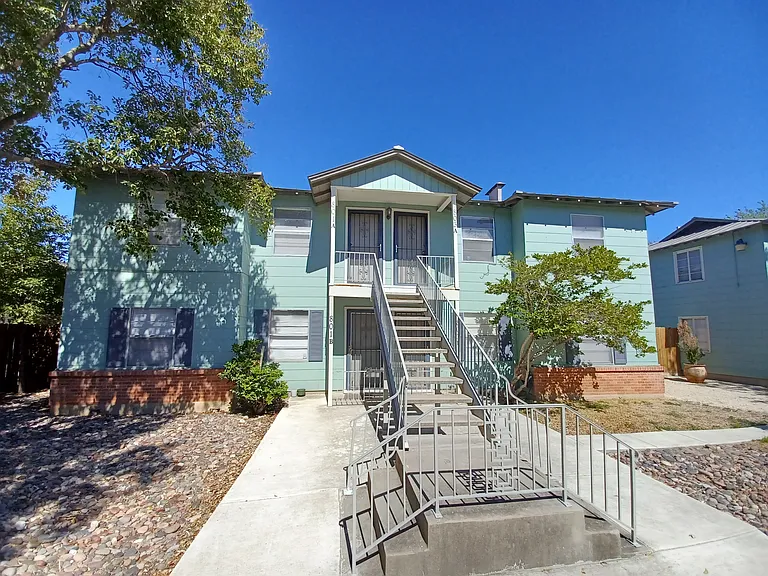 805 Eleanor Ave #A — Photo 3