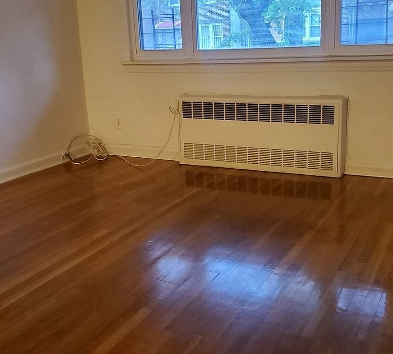 2nd image of 1214 E 224th St APT 2