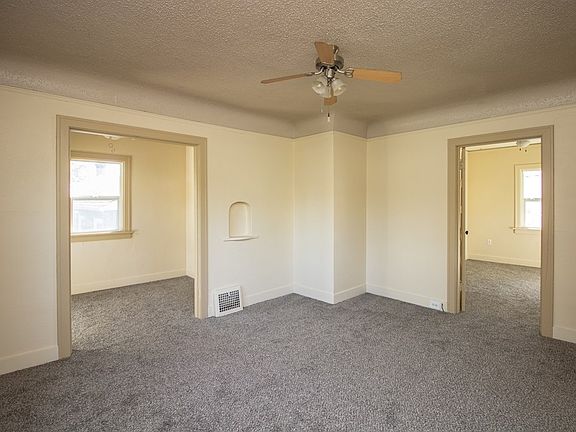5th image of 207 N Tukannon St