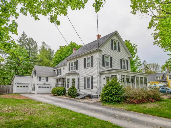 20 West Street, Newport, ME 04953