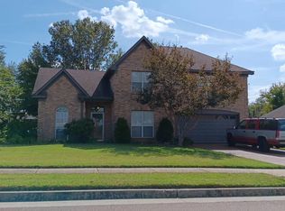 6743 N Oakmoor Cres, Memphis, TN 38135