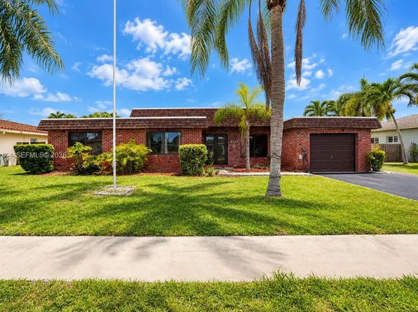 8131 NW 68th Ave, Tamarac, FL 33321