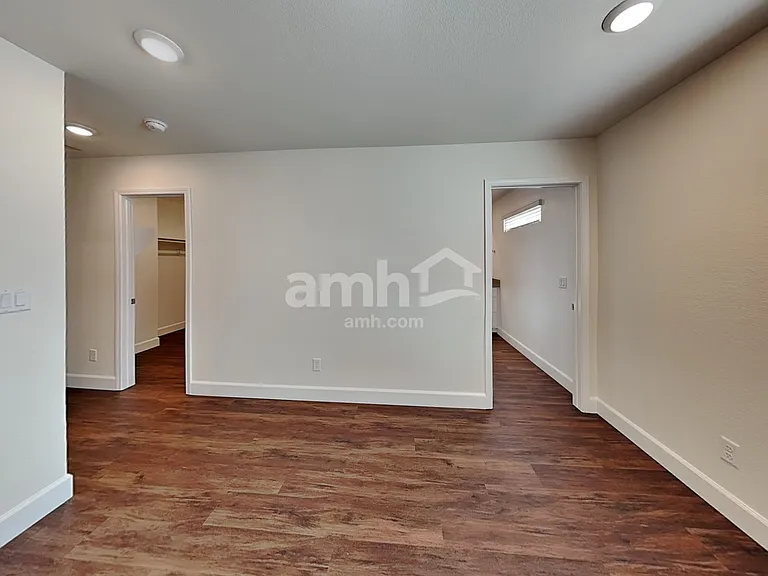 583 Lotus Land Ave — Photo 9