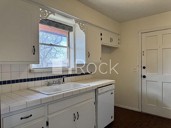 4th image of 6305 N Allison Dr