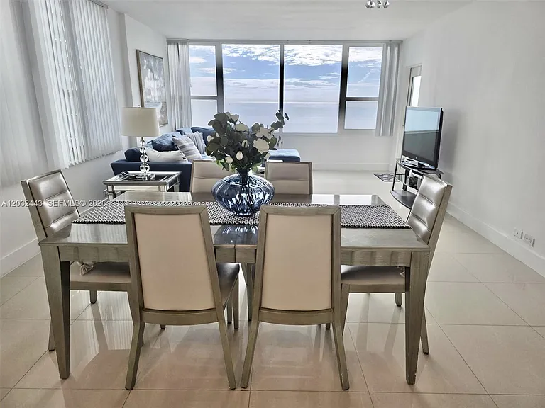 3505 S Ocean Dr #1506 — Photo 10
