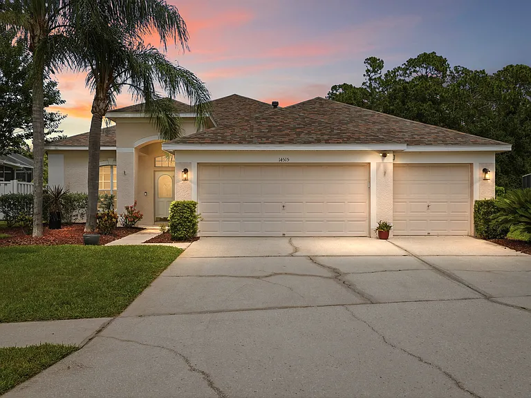 14515 Corkwood Dr — Photo 2