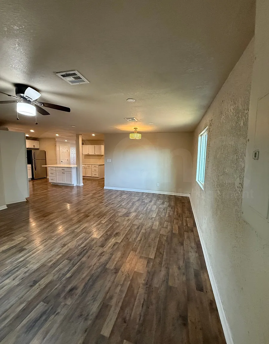 4 bed, 2.0 bath, 1646 sqft, $1,895 — Photo 4
