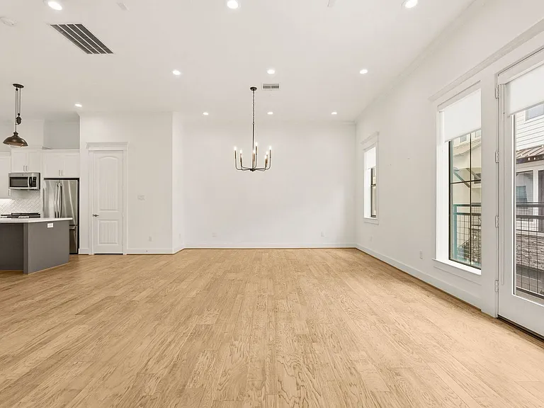 1723 W 14th St #B — Photo 10