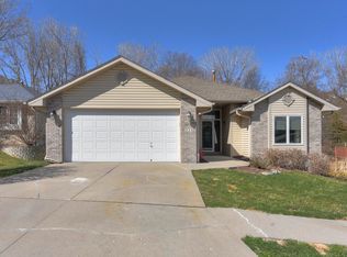 222 Lori Ln, Council Bluffs, IA 51503