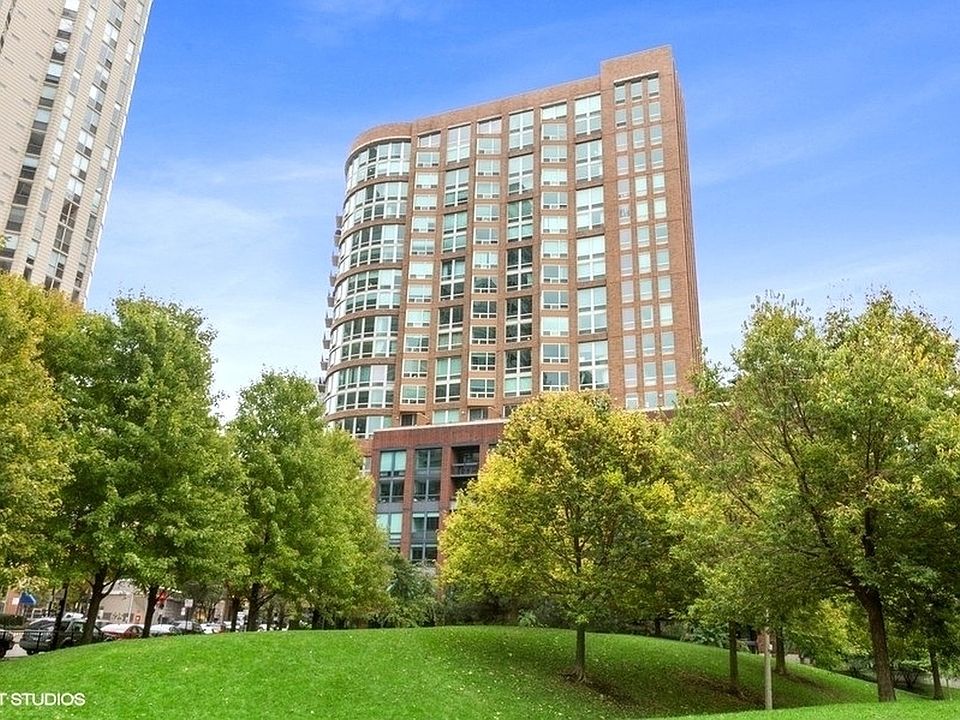 1st image of 600 N Kingsbury St APT 1202